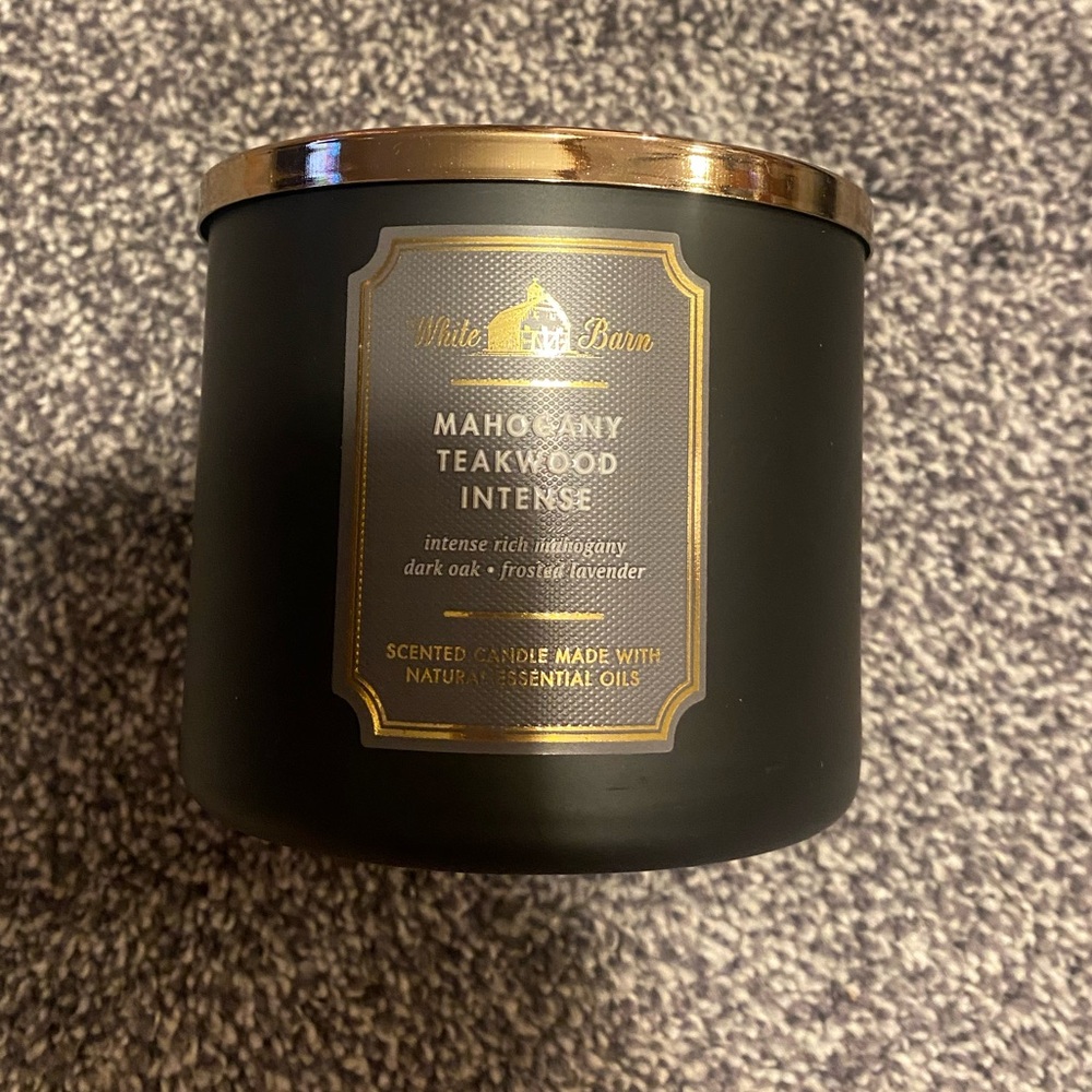 Bath and body works 3 wick candle